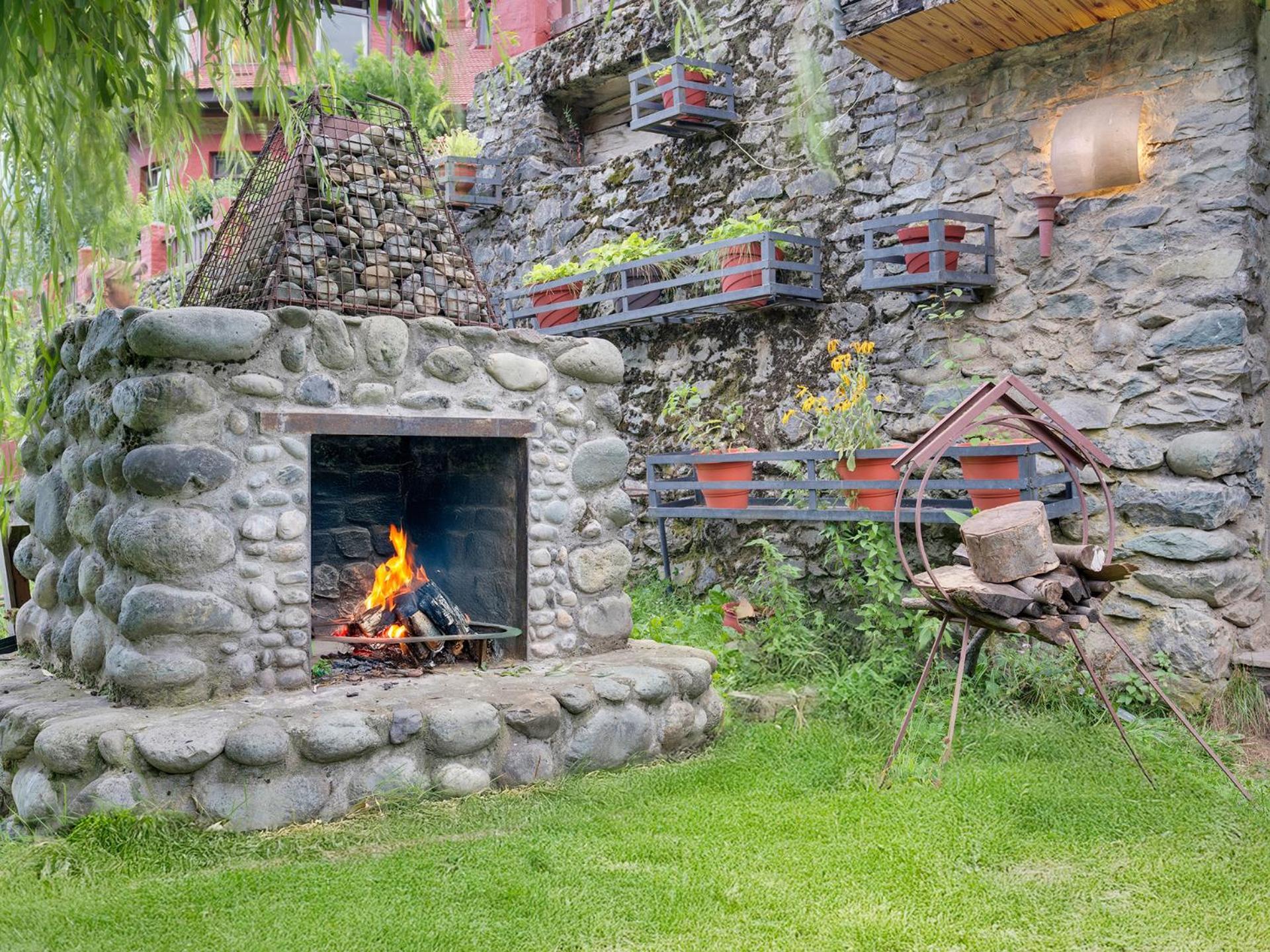 Pahalgam Hotel Exterior photo